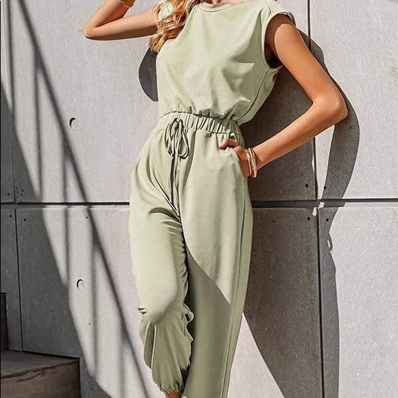 Fallon Jumpsuit - Pistachio - Picture 3 of 3
